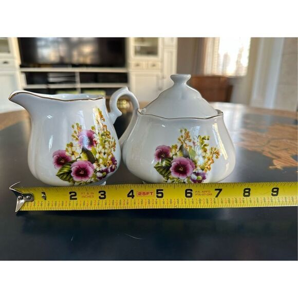 Floral Pansy Cramer and Sugar by Lynns Fine China - Picture 2 of 4